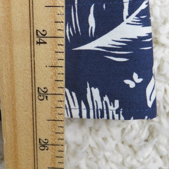 Estivaneli* Men's Long Sleeve Button Down Curved Hem Hawaiian Shirt~ Size Medium - Picture 10 of 11